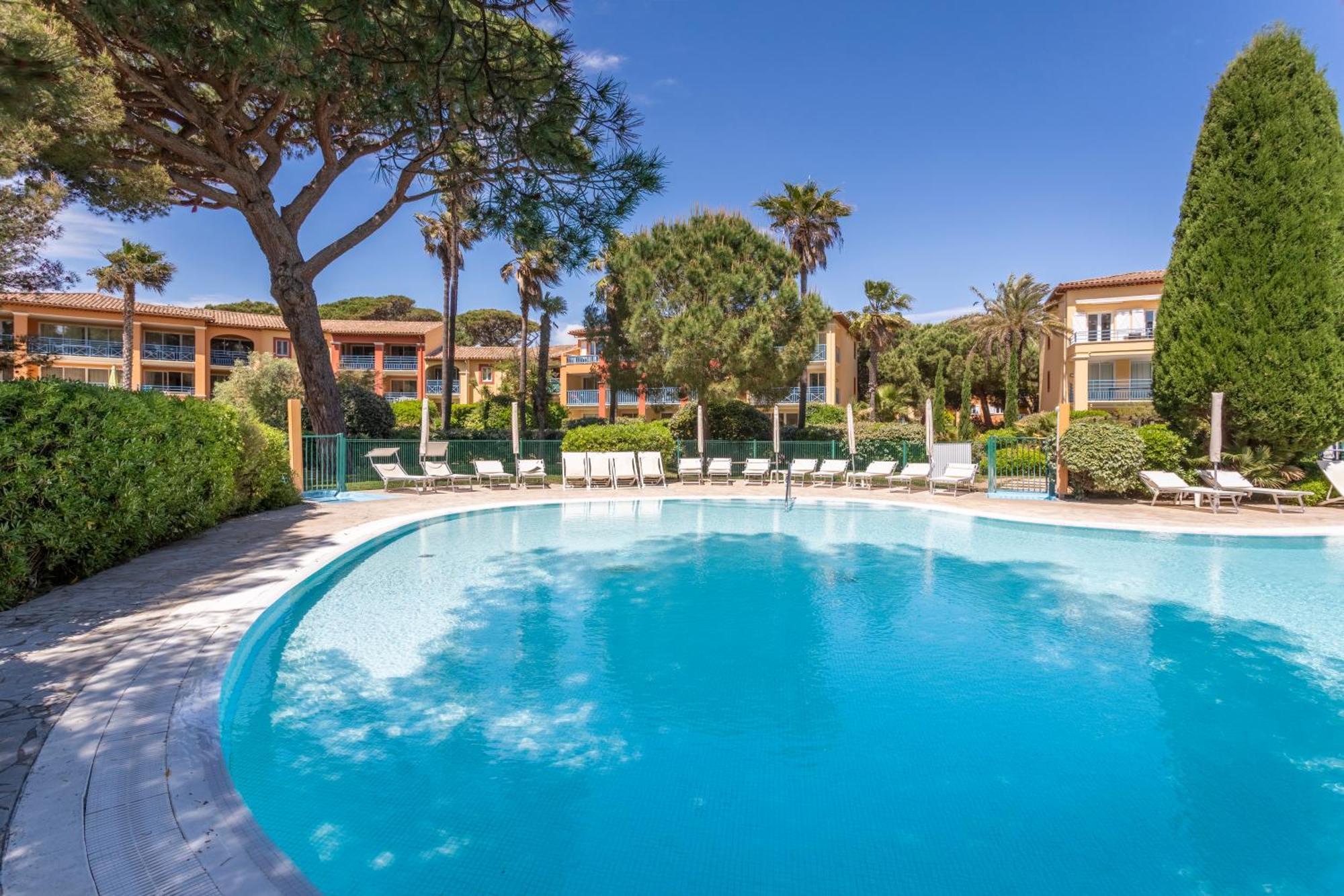 Residence Pierre & Vacances La Pinede Hyères Eksteriør bilde