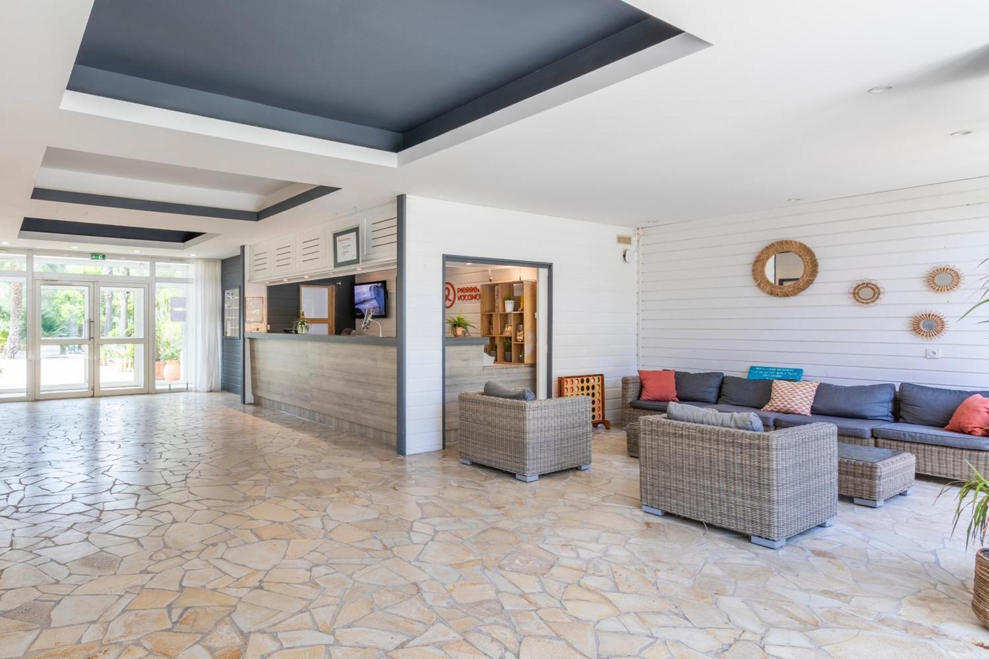 Residence Pierre & Vacances La Pinede Hyères Eksteriør bilde